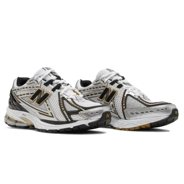 ⁦New Balance 1906R White Gold Metallic Silver⁩ – תמונה ⁦2⁩