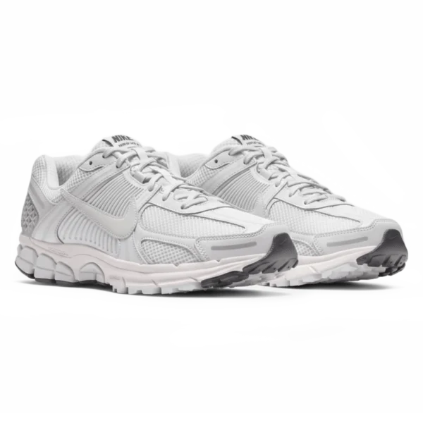 ⁦Nike Zoom Vomero 5 Vast Grey Black Sail⁩ – תמונה ⁦2⁩