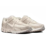 ⁦Nike Zoom Vomero 5 Light Orewood Brown⁩ – תמונה ⁦2⁩