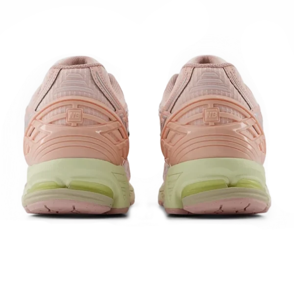⁦New Balance 1906U "Lunar New Year" Pink Rosewood Radiance⁩ – תמונה ⁦3⁩