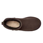 ⁦UGG Classic Mini II Boot Chocolate⁩ – תמונה ⁦4⁩