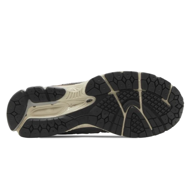 ⁦New Balance 1906D Protection Pack Castlerock⁩ – תמונה ⁦4⁩