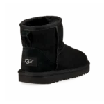 ⁦Kids' Mini Classic II Boot Black⁩ – תמונה ⁦3⁩