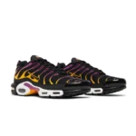 ⁦Nike Air Max Plus University Gold Viotech Purple⁩ – תמונה ⁦2⁩