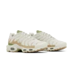 ⁦Nike Air Max Plus Light Bone Honeydew Alligator⁩ – תמונה ⁦2⁩