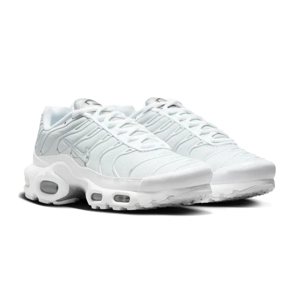 ⁦Nike Air Max Plus White Metallic Silver⁩ – תמונה ⁦2⁩