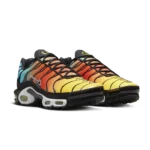 ⁦Nike Air Max Plus Baltic Blue Safety Orange⁩ – תמונה ⁦2⁩