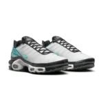 ⁦Nike Air Max Plus Summit White Black Iron⁩ – תמונה ⁦2⁩