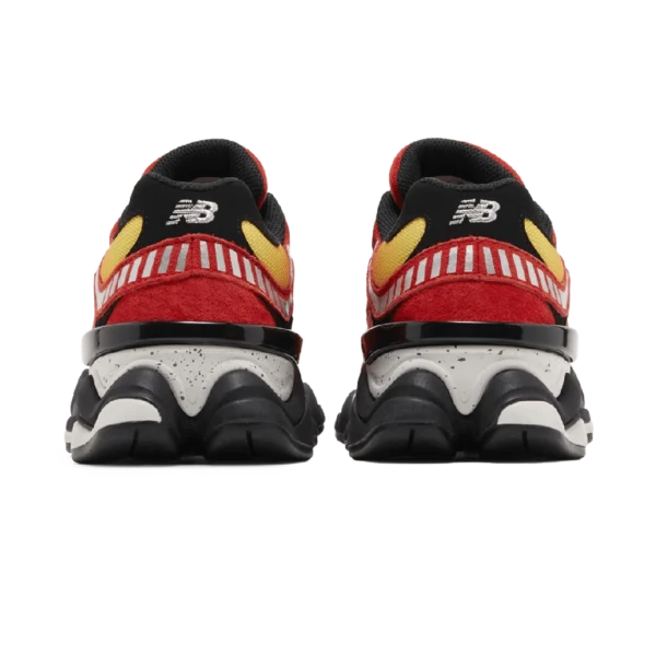 ⁦New Balance 9060 DTLR Fire Sign⁩ – תמונה ⁦3⁩