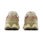 ⁦New Balance 9060 Landslide Mushroom⁩ – תמונה ⁦3⁩