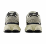 ⁦New Balance 9060 Year of the Snake⁩ – תמונה ⁦3⁩
