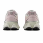⁦New Balance 9060 Rose Sugar Ice Wine⁩ – תמונה ⁦3⁩