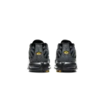 ⁦Nike Air Max Plus Kiss My Airs Metallic Silver⁩ – תמונה ⁦3⁩