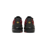 ⁦Nike Air Max Plus Red Black⁩ – תמונה ⁦3⁩