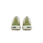 ⁦Nike Air Max Plus Light Bone Honeydew Alligator⁩ – תמונה ⁦3⁩