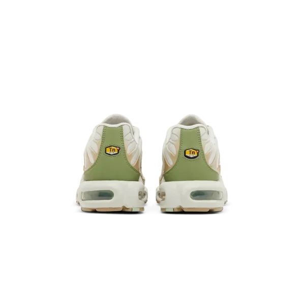 ⁦Nike Air Max Plus Light Bone Honeydew Alligator⁩ – תמונה ⁦3⁩