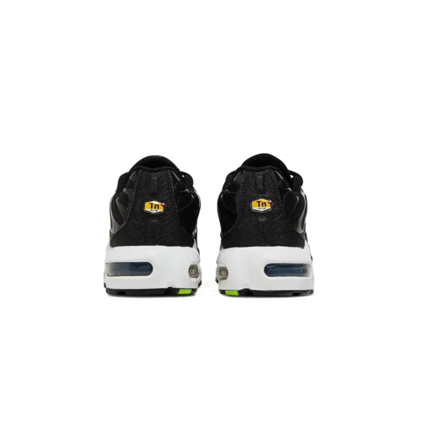 ⁦Nike Air Max Plus Stencil Swoosh⁩ – תמונה ⁦3⁩