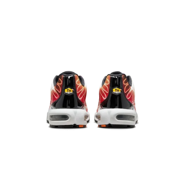 ⁦Nike Air Max Plus OG Light Photography⁩ – תמונה ⁦3⁩