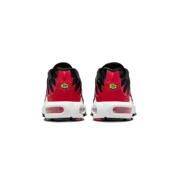 ⁦Nike Air Max Plus University Red White Black⁩ – תמונה ⁦3⁩