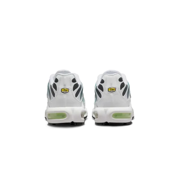 ⁦Nike Air Max Plus Dusty Cactus Bearly Bolt⁩ – תמונה ⁦3⁩