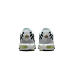 ⁦Nike Air Max Plus White Black Volt⁩ – תמונה ⁦3⁩