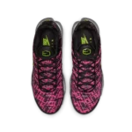 ⁦Nike Air Plus Mercurial XXV Hyper Pink and Volt⁩ – תמונה ⁦4⁩