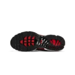 ⁦Nike Air Max Plus Black White University Red⁩ – תמונה ⁦4⁩