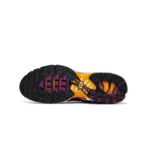 ⁦Nike Air Max Plus University Gold Viotech Purple⁩ – תמונה ⁦4⁩