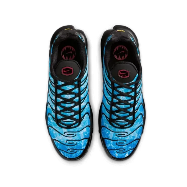 ⁦Nike Air Max Plus Shark Attack⁩ – תמונה ⁦4⁩