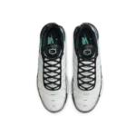 ⁦Nike Air Max Plus Summit White Black Iron⁩ – תמונה ⁦4⁩