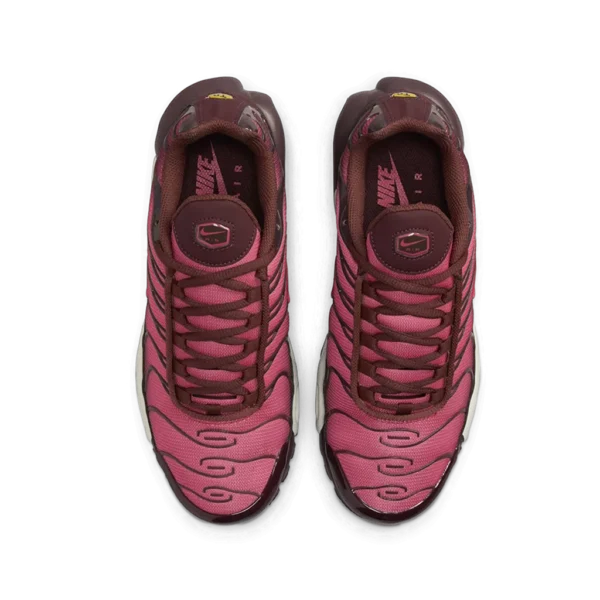 ⁦Nike Air Max Plus Burgundy Crush⁩ – תמונה ⁦4⁩