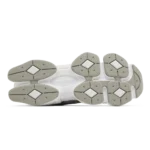 ⁦New Balance 9060 Grey White⁩ – תמונה ⁦4⁩