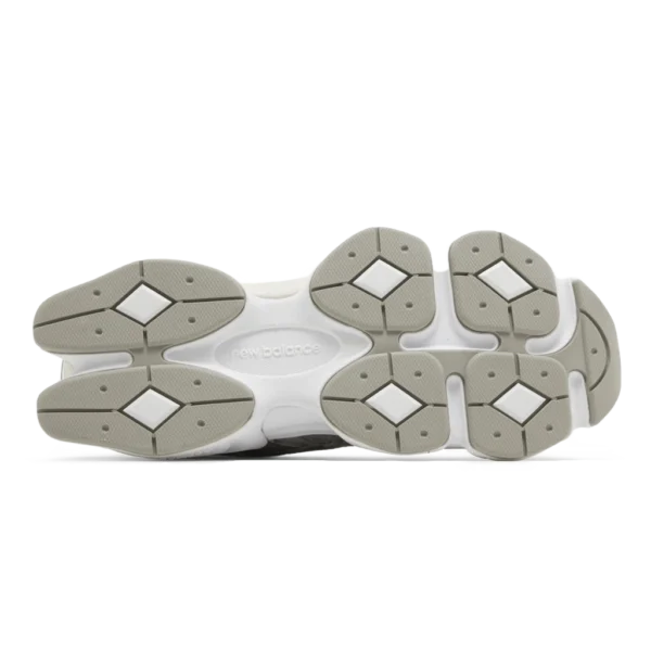⁦New Balance 9060 Grey White⁩ – תמונה ⁦4⁩