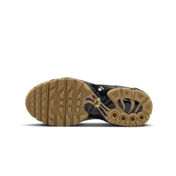 ⁦Nike Air Max Plus GS Wheat Grass⁩ – תמונה ⁦5⁩