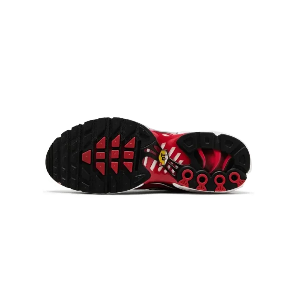 ⁦Nike Air Max Plus University Red White Black⁩ – תמונה ⁦5⁩