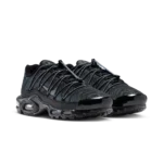 ⁦Nike Air Max Plus Utility Black Metallic Platinum⁩ – תמונה ⁦2⁩
