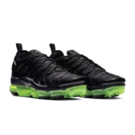 ⁦Nike Air VaporMax Plus Black Volt⁩ – תמונה ⁦2⁩