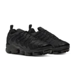 ⁦Nike Air Vapormax Plus Black⁩ – תמונה ⁦2⁩