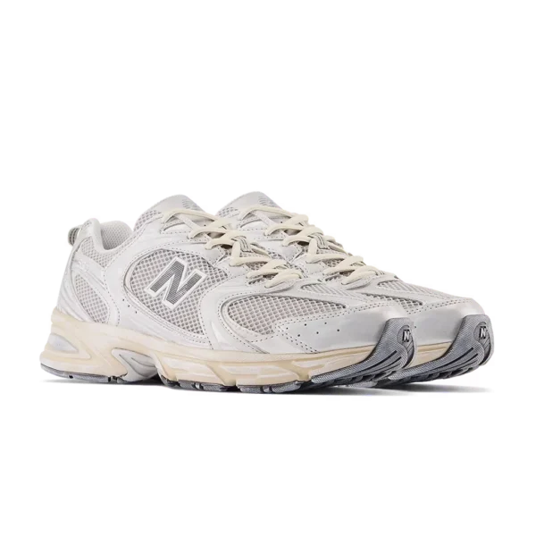 ⁦New Balance 530 Vintage Silver Metallic Moonbeam⁩ – תמונה ⁦2⁩