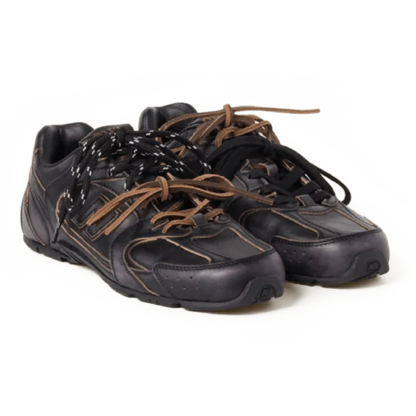 ⁦New Balance x Miu Miu 530 SL Leather Sneakers Black⁩ – תמונה ⁦2⁩
