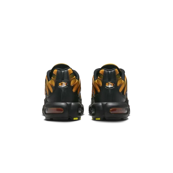 ⁦Nike Air Max Plus Black Sundial⁩ – תמונה ⁦3⁩