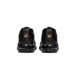 ⁦Nike Air Max Plus Deadpool⁩ – תמונה ⁦3⁩