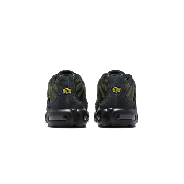 ⁦Nike Air Max Plus Utility Medium Olive Black⁩ – תמונה ⁦3⁩