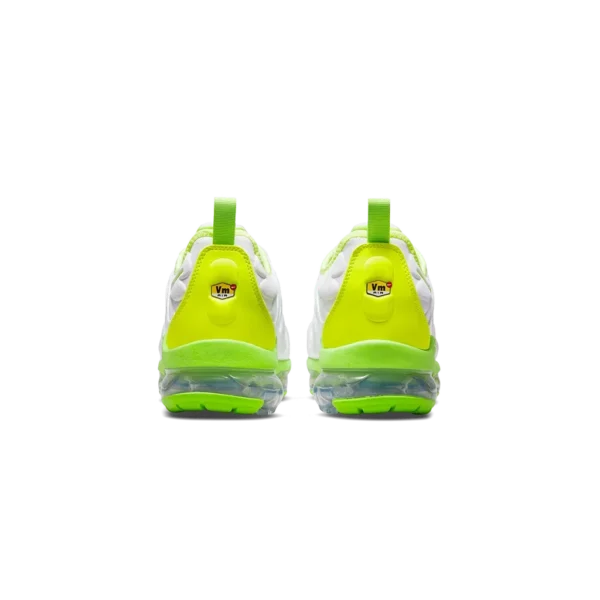 ⁦Nike Air VaporMax Plus Tennis Ball⁩ – תמונה ⁦3⁩