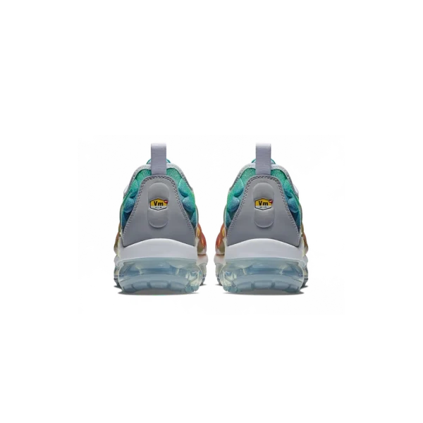 ⁦Nike Air VaporMax Plus Rainbow⁩ – תמונה ⁦3⁩