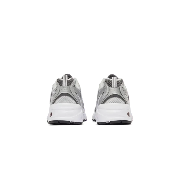 ⁦New Balance 530 Silver Burgundy⁩ – תמונה ⁦3⁩