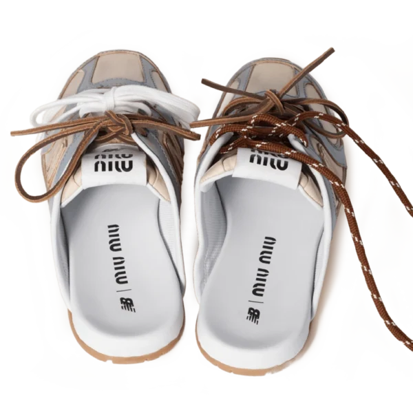 ⁦New Balance x Miu Miu 530 SL Deco Calf Leather Mules Sky Blue Stone Gray⁩ – תמונה ⁦3⁩