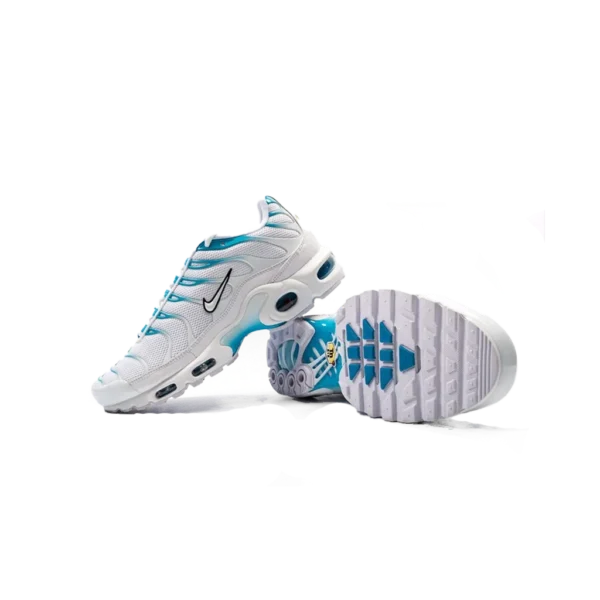 ⁦Air Max Plus Blue Fury⁩ – תמונה ⁦4⁩