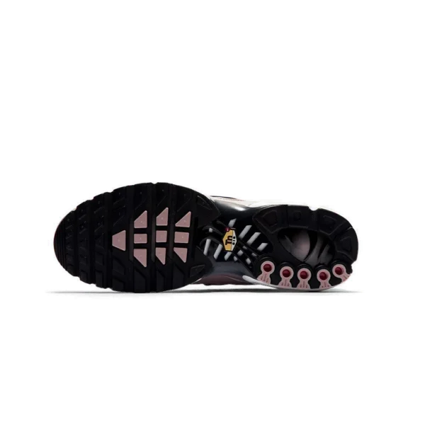 ⁦Nike Air Max Plus City Special Lilac⁩ – תמונה ⁦4⁩