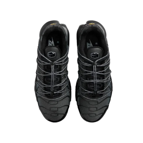 ⁦Nike Air Max Plus Utility Black Metallic Platinum⁩ – תמונה ⁦4⁩